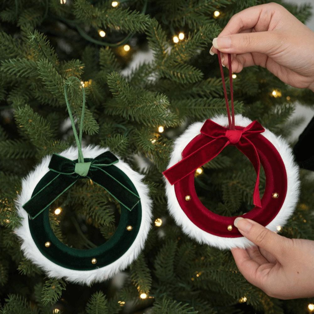Plush Material Plush Pendant Soft Texture Xmas Wreath Reusable Christmas Ornaments Tree Hanging