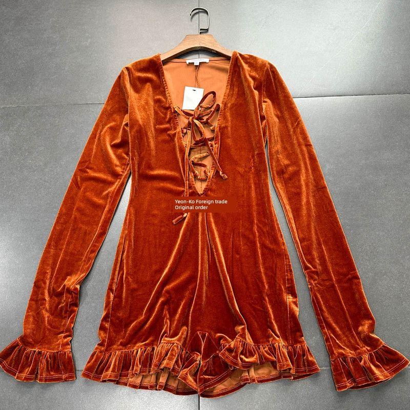 

Yanzijia Осень Новое поступление Кукольный бархат Маленький рукав-рожок Приталенное Цельнокроеное Короткое Модное Сексуальное Caramel color L