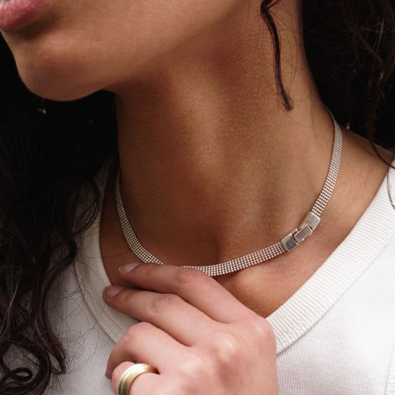

OURPIERRE SILK BUCKLE CHOKER SILVER single type