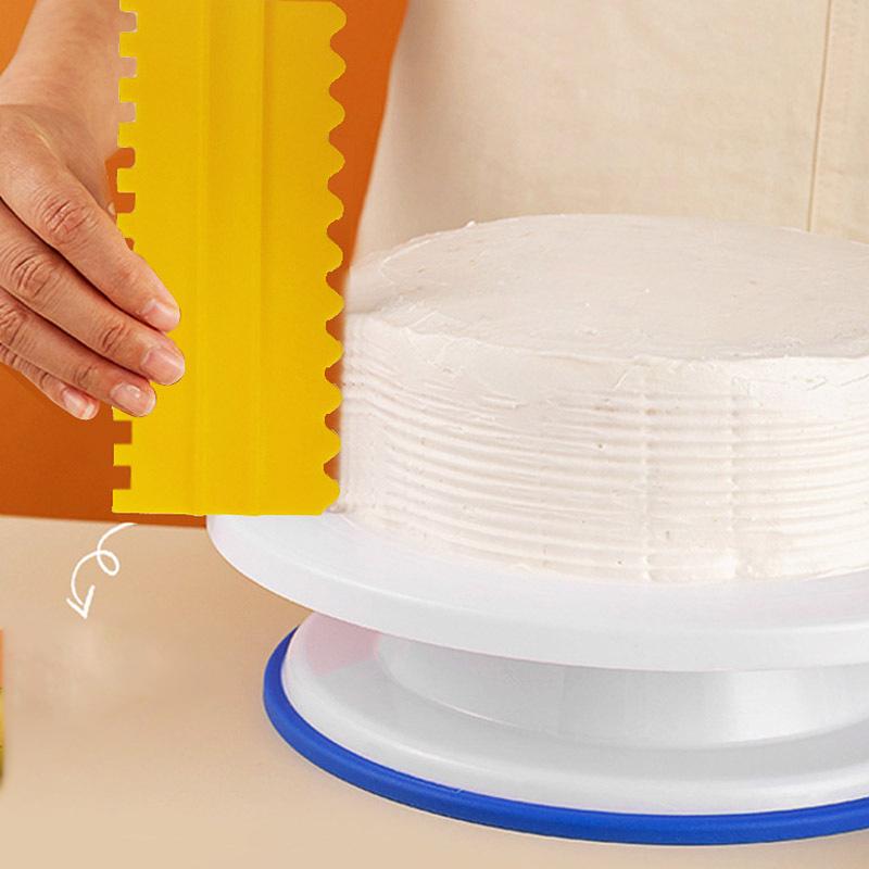 4-Piece Cake Scraper Cake Edge Decorating Tools Buttercream Fondant Cake Smoother for Plastic Sawtooth Baking Pastry Tools
