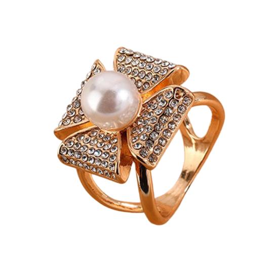 Scarf Clip Rhinestone Geometric Ring, Sparkling Elegant Faux Pearl Holder, Holder Decorative Women Wrap for Neckerchiefs Scarves Shawls Shirts Ring