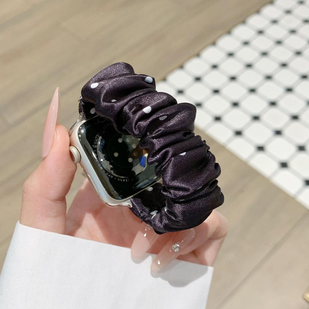 Rekbaar Scrunchie Polsbandje voor Apple Watch Series11 46mm Bandje Dames Polka Dot Garenstijl Lief Scrunchie voor iWatch10/8/7 38/41mm 42mm 44mm 45mm