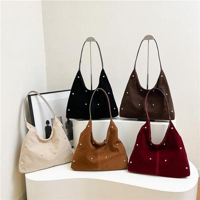 Fashion Rivet Shoulder Bag For Women Large Capacity Casual Handbags Simple Commuter Tote Bag Retro Suede Leather Underarm Bag AVE