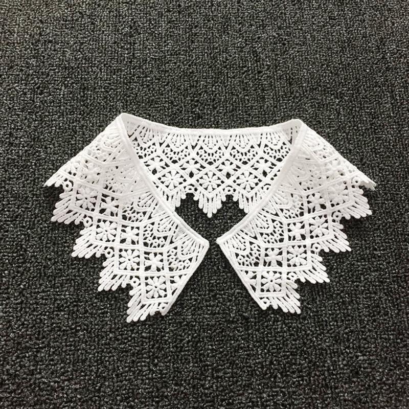 Lace Fabric Neckline Detachable Fake Collar DIY Breathable Scarf Around Neck Flower Sweet Hollow Comfortable Patch