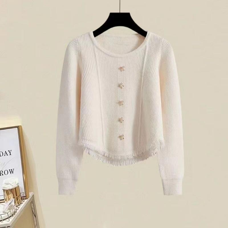 Short Long Sleeved Sweater Top for Women with Spring and Autumn Tassel Design Loose Knit Base Sweater