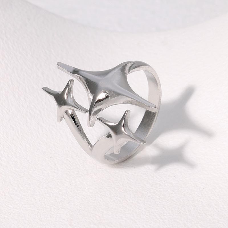 European & American Design Stainless Steel Gold-Plated Index Ring: Sleek, Stylish, and Unique