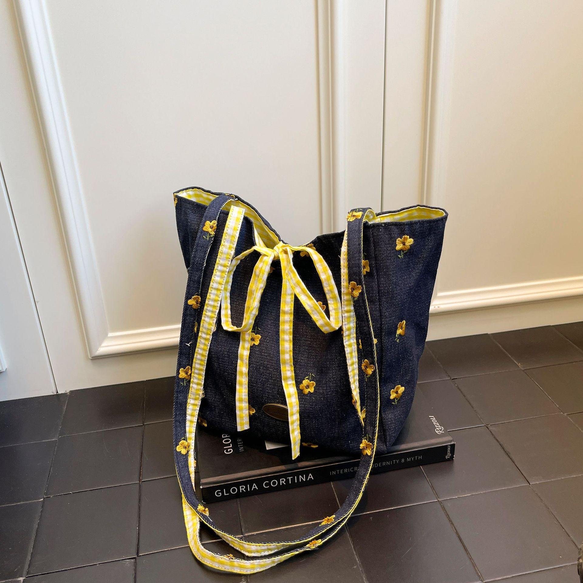 

Нейлоновая сумка большой вместимости новая летняя универсальная на одно плечо двусторонняя для студентов колледжа для занятий сумка-тоут тренд жёлтый