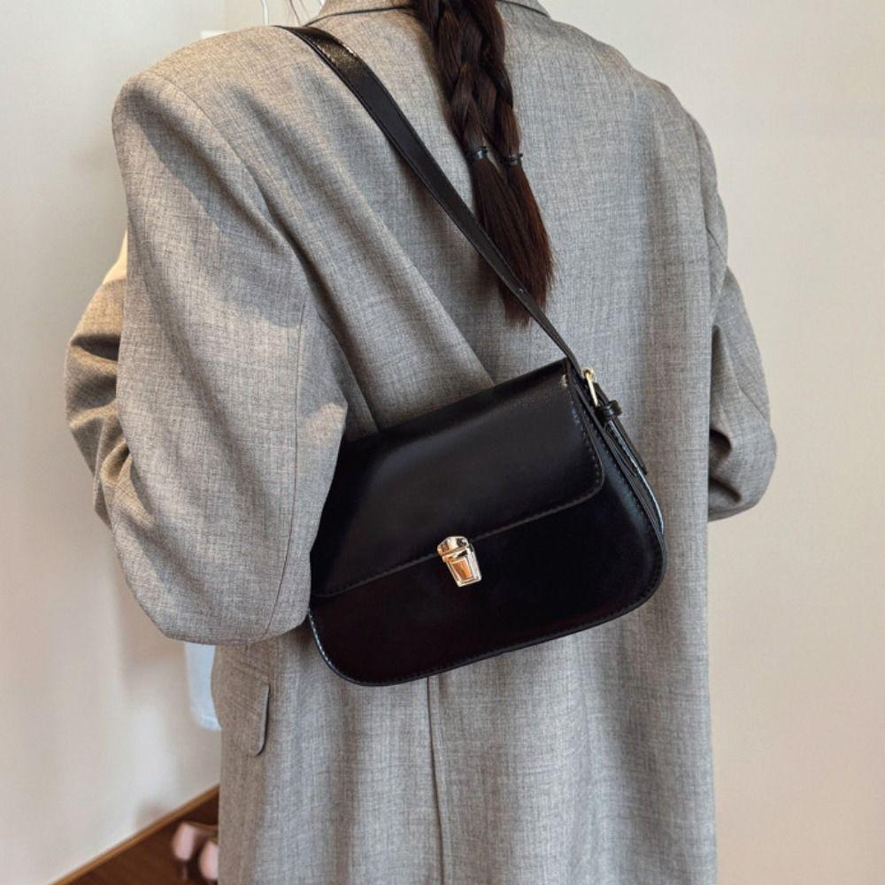 Solid Color Buckle Shoulder Bag Vintage Women's Armpit Bag Portable Retro Underarn Bag  Female