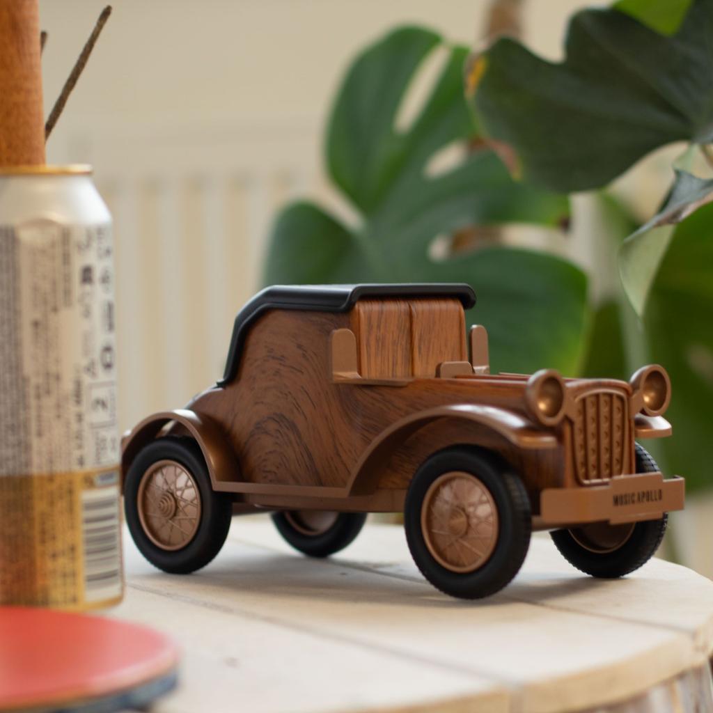 Classic Vintage Car Speaker and Phone Holder – Bluetooth – 5 Watt