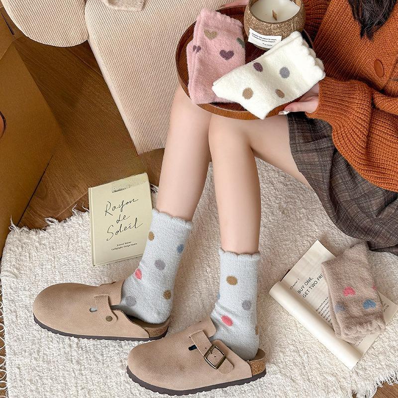 Thick, Fluffy, Heart-shaped Cartoon Warm Socks for Young Girls in Autumn and Winter, Home Warm Sleeping Socks