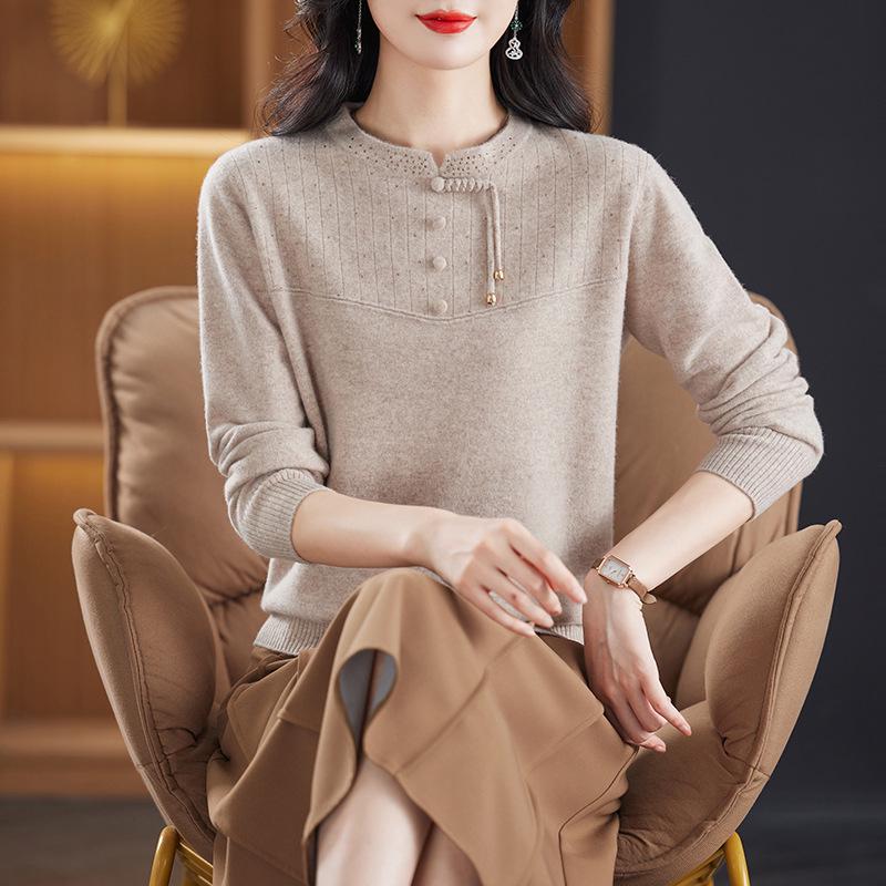 Elegant Plus Size Chinese Style Wool Sweater for Middle-aged and Elderly Women - Autumn/Winter Knitwear