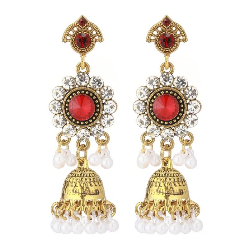 Luxury Cubic Zirconia Stud Earrings Feature Imitation Pearls Zinc Alloy Comfortable Ear Pendants For Formal Event