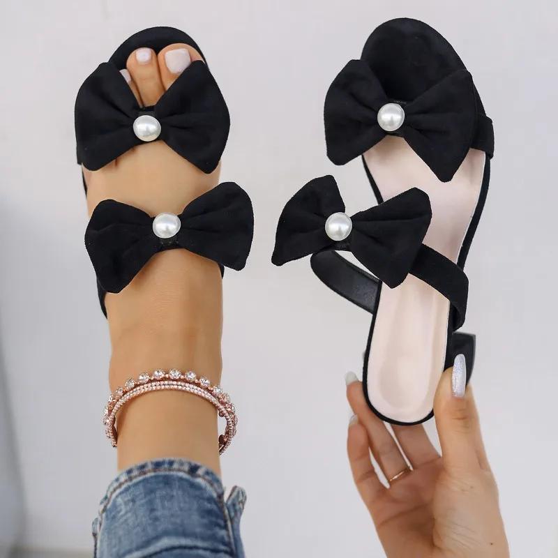 Móda 2025 Léto Dámské perlové pantofle s mašlí Robustní podpatek Nadměrná velikost Párty sandály na večer a denní nošení Pantofle Dámské Zapatos