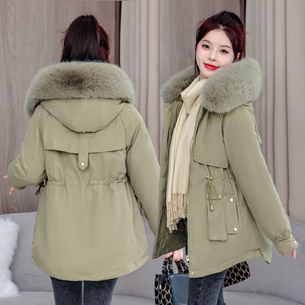 This is a Korean-style Pai winter version of a slimming and elegant cotton-padded jacket with thick fleece and warmth