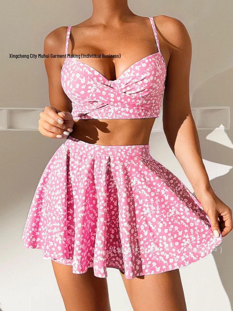 European & American Print Style Three-Piece Bikini Swimsuit Set for Women - 2026 Trend