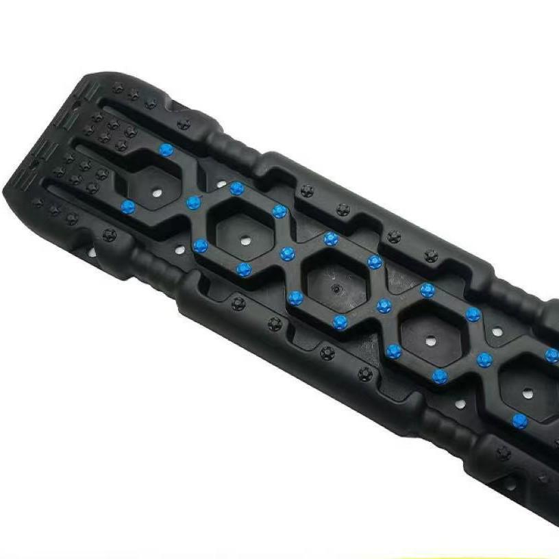 All-Terrain Off-road Recovery Board - 10 Ton Load Capacity for Desert, Mud, and Snow.