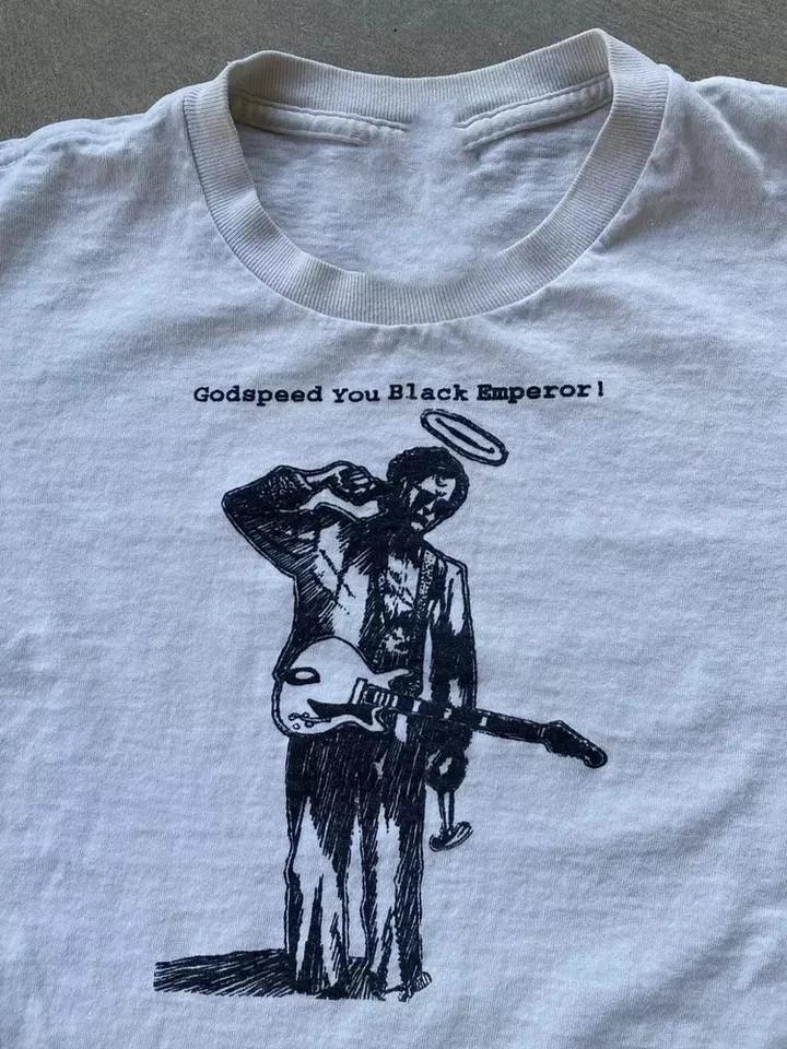 

Godspeed You Black Emperor Группа ПОДАРОК ДЛЯ ФАНАТА НА ТУР 2025 Футболка Размеры S-5XL Унисекс Футболка L