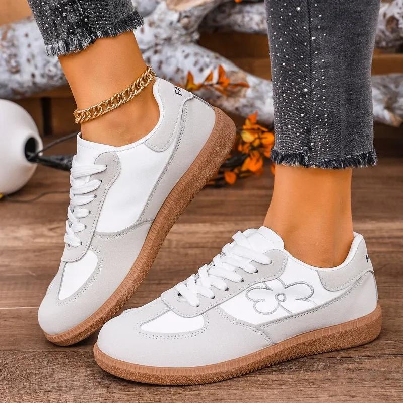 Wiosna 2025 Nowe Sznurowane Damskie Buty Sportowe Plus Size Damskie Sneakersy Mieszane Kolory Damska Moda Wszechstronne Płaskie Casualowe Sneakersy