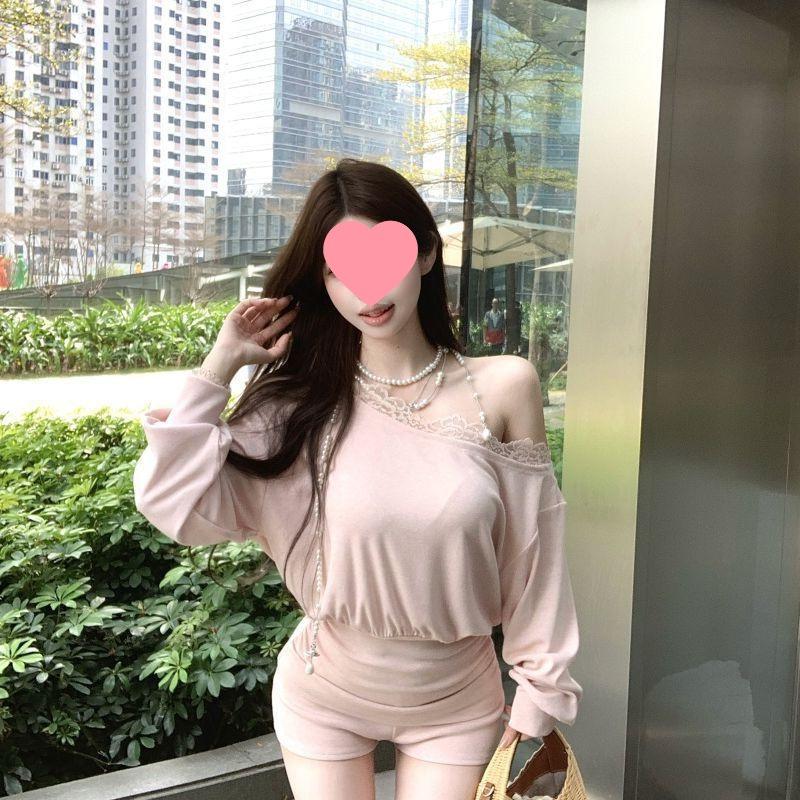 Korean-Style Lace Patchwork Long Sleeve T-Shirt - Spring 2025 Fashion: Sexy, Slimming, Modal