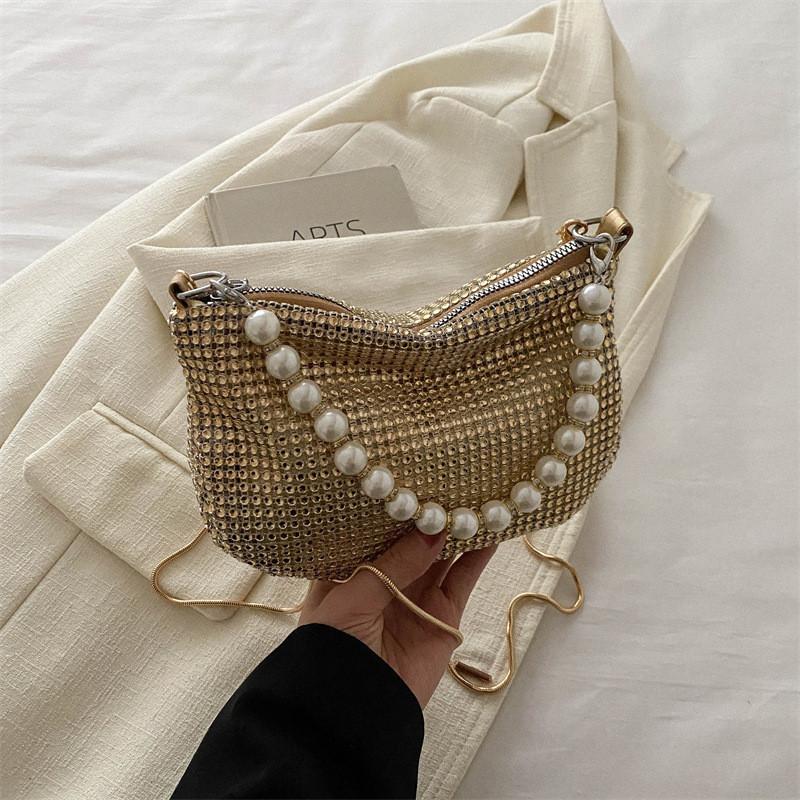 Stylish Medium Sized Pu Leather Square Bag With Fashionable Stitching Details золотой