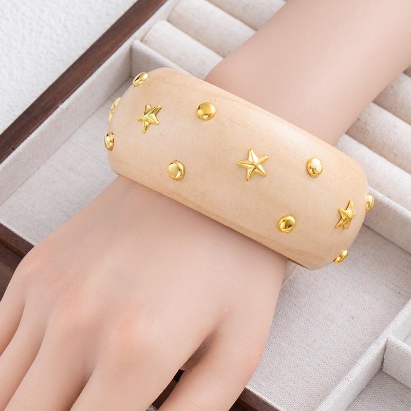 American Vtage Wooden Star Bracelet Female Exaggerated Spice Girl Wide Bracelet Spring Summer Bohemian Bracelet
