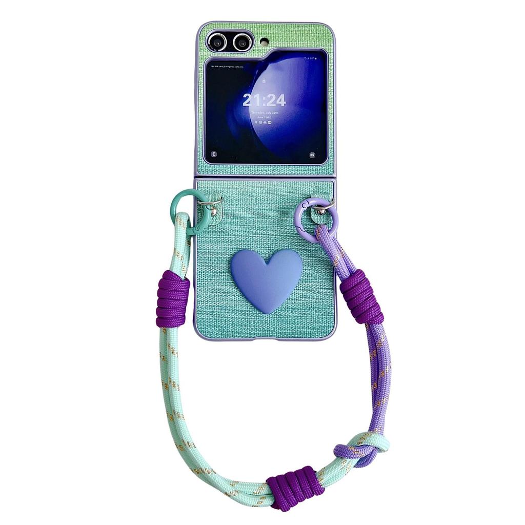 Samsung Galaxy Z Flip7 Iridescent Leather Heart Case – Protective Cover for Z Flip 6/5/4