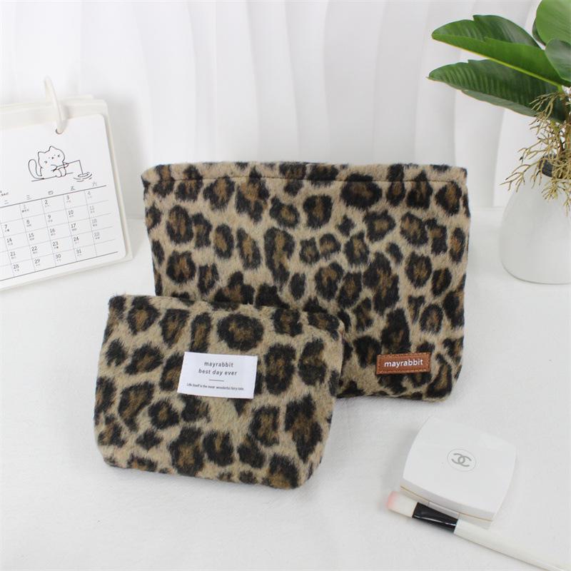 Retro Leopard Print Wool Storage Bag - High-End Travel Makeup & Coin Purse