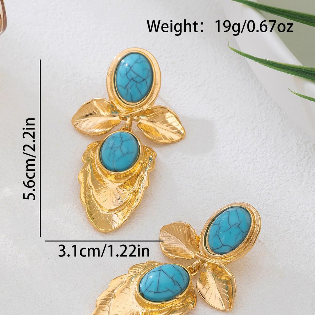 Retro Style Elegant Flower Inlaid Blue Turquoise Earrings Suitable for Women To Wear At Daily Parties and Banquets