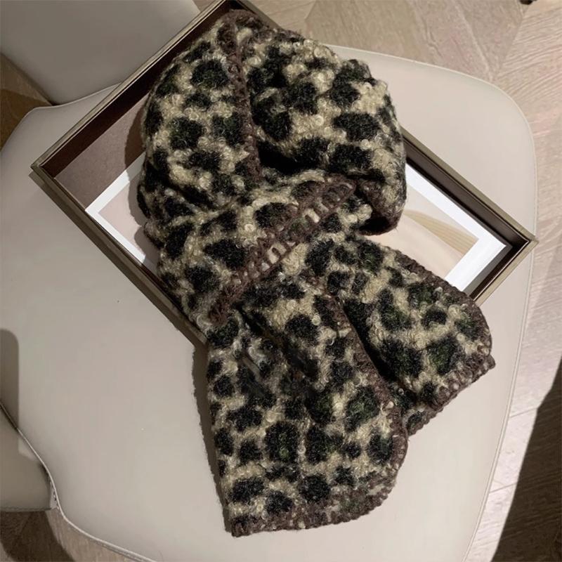 Fashionable Animal Pattern Scarf Soft Warm Neck Wrap Shoulder Shawal Headwrap For Lady And Women