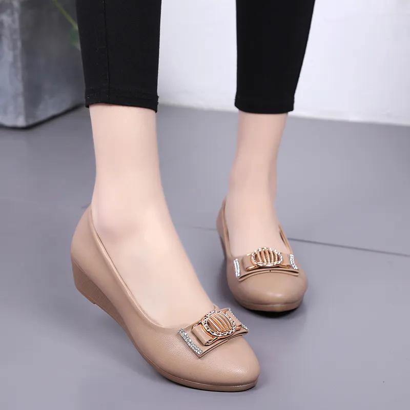 WTEMPO Bürodame Einfarbig Große Größe Spitzschuh Rutschfeste Pumps Damen Lässig Vielseitig Niedriger Dicker Absatz PU Schuhe