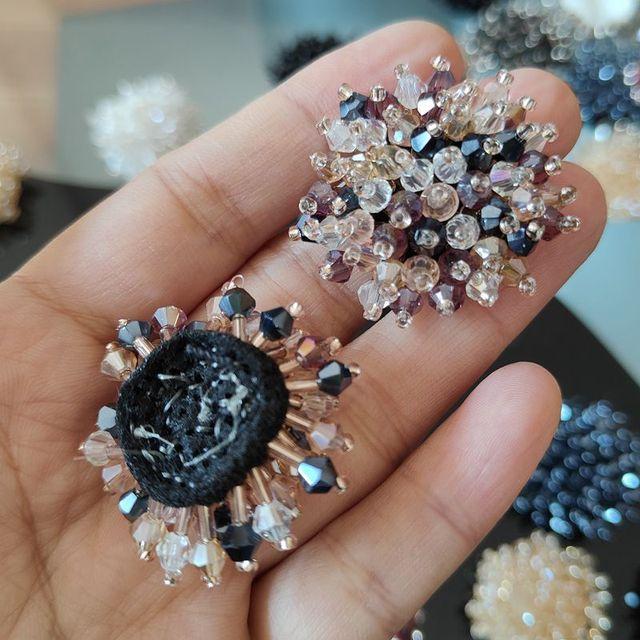 

Ручная работа, хрустальный диск, брошь, цветочная нашивка, декоративная заколка для волос, аппликация, орнамент, декоративный материал, алмазная нашивка