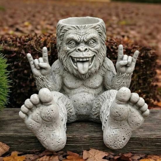Yousheng Big Foot Rock Garden Planter Funny Big Foot Middle Finger Planter Novelty Sasquatch Flower Pot for Patio Lawn Yard Indoor Outdoor Home Decor