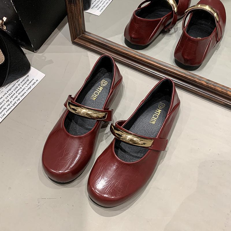 Niche Literary and Artistic Style Casual Flat Mary Jane Shoes Women's 2025 Spring and Autumn European Station Round Head Retro Temperament Single