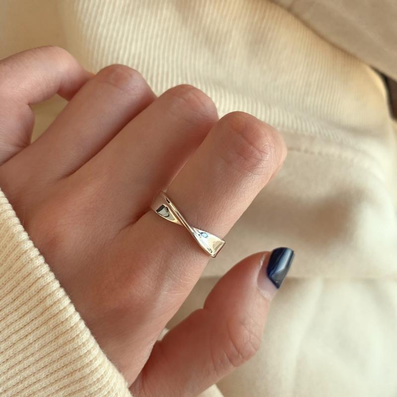 

Geometric Gold Color Imitation Pearl Rings for Women Luxury Gold Color Open Knuckle Ring Engagement Gift Jewelry J428