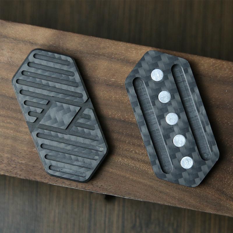 Carbon Fiber Magnetic EDC Fidget Slider - ADHD & Anxiety Relief Toy for Adults, Stress Relief Desk Gift