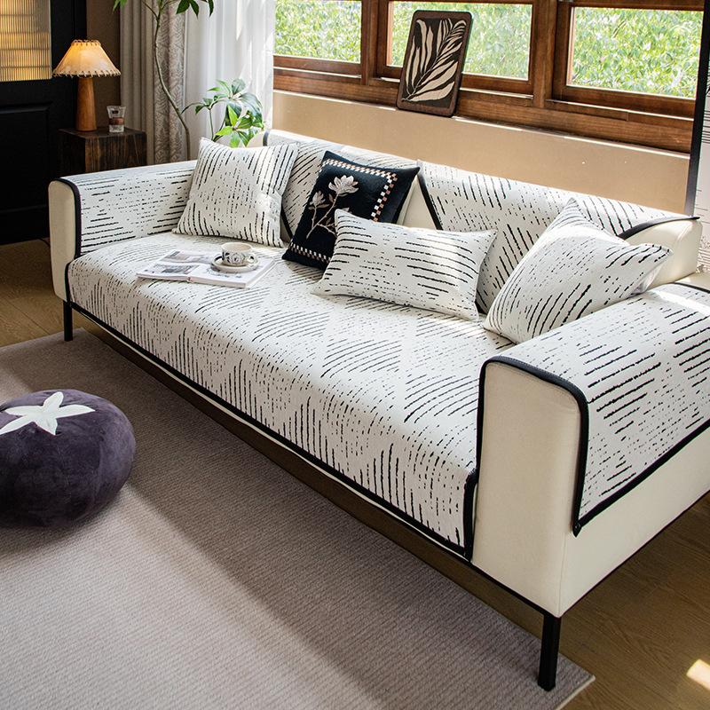 

Light Luxury High-End Sofa Cushion Universal In All Seasons New Non-Slip Seat Cushion Leather Sofa Cover Full Cover Cloth Towel 70*70cm