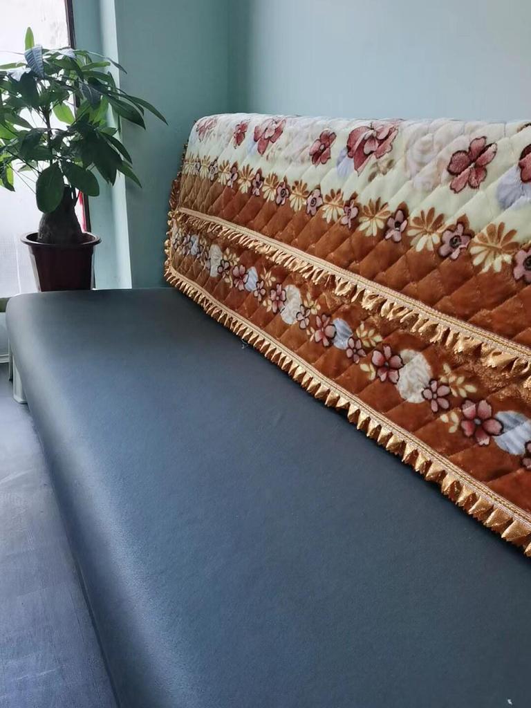 Thick Non-Slip Winter Sofa Cushion for 3-Seater - Solid Wood, Spring/Autumn Use