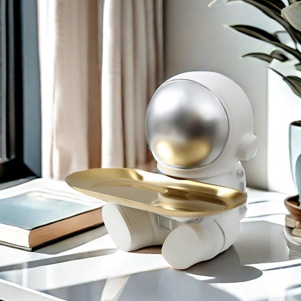 Astronaut Piggy Bank Resin Astronaut Ornament Space-themed Astronaut Key Holder Snack Tray for Office Bedroom Decor for Storage