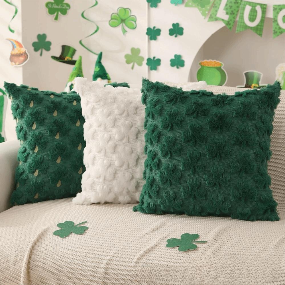 Clover Pattern St. Patrick‘s Day Shamrock Pillow Cover Green Plush Shamrock Cushion Cover Square Pillowcase Holiday