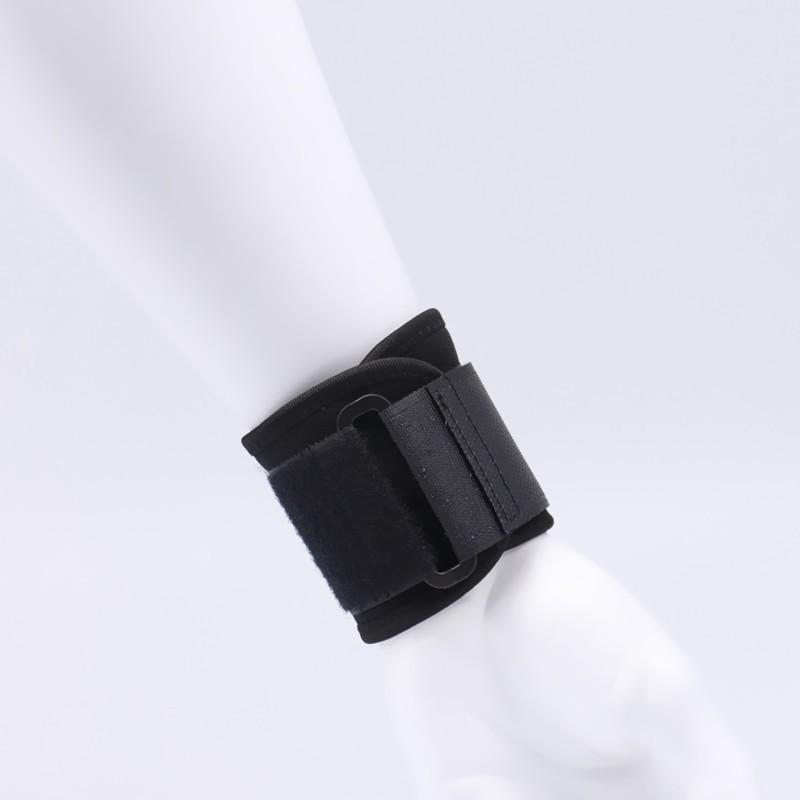 Bandáž zápěstí proti podvrtnutí pro fitness a vzpírání