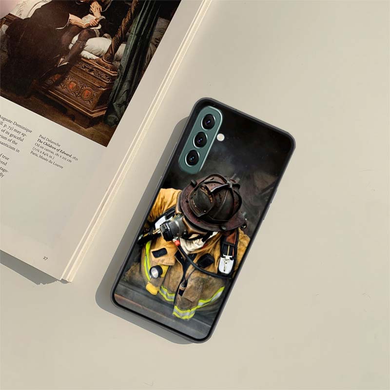 Firefighter Training Phone Case for Samsung A54 A14 A24 A34 A17 A37 A57 A55 A35 A25 A15 A07 A05S A04S A12 A22 A32 A52S A72 Galax