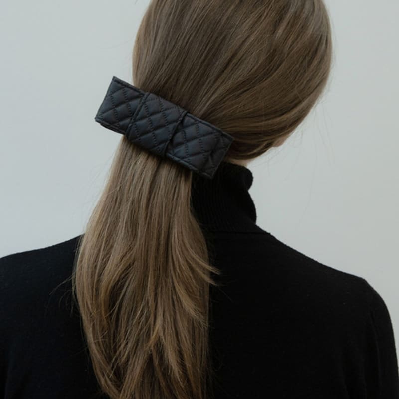 Jean Paul Clarisse Quilted Square Ribbon Pin JP-21-032AB