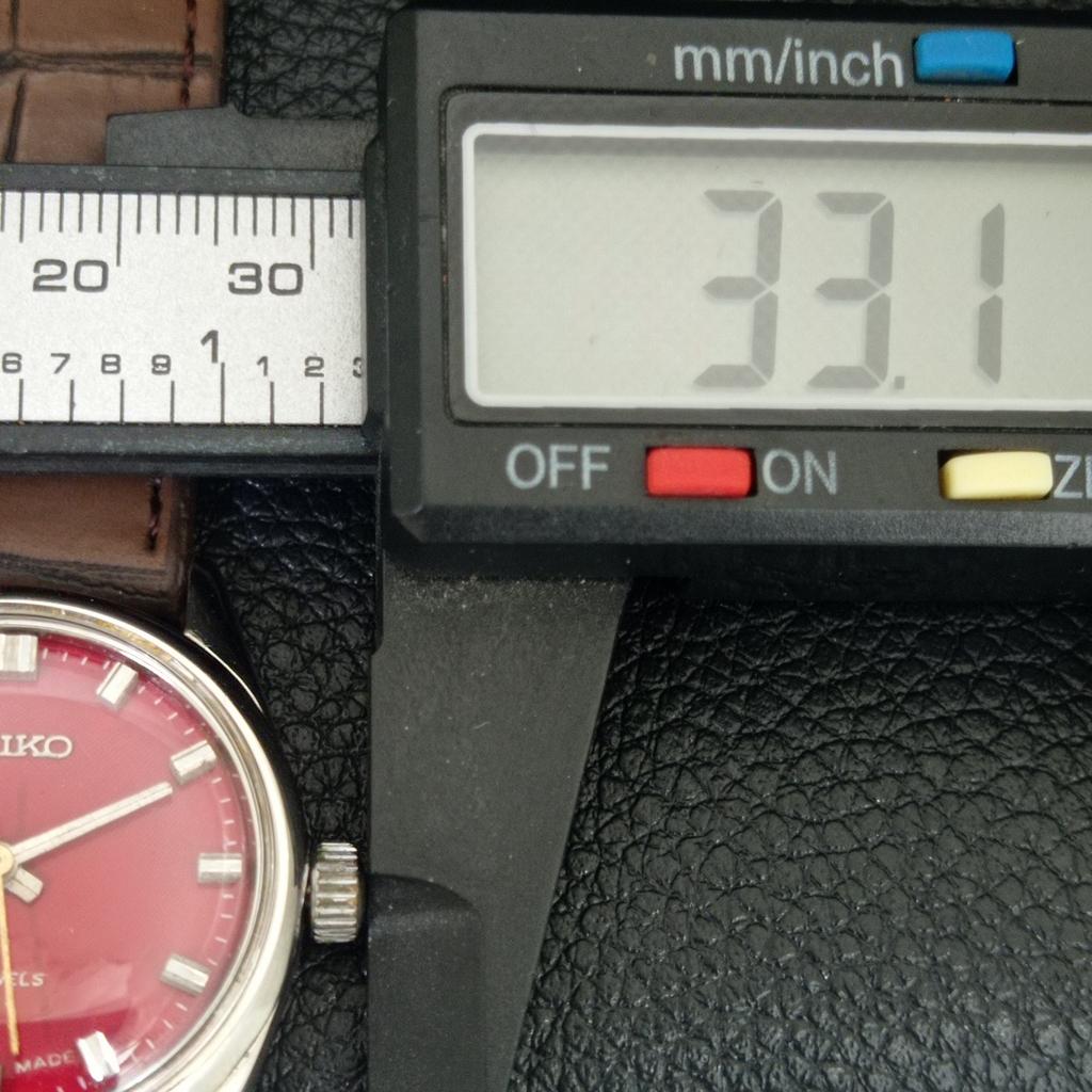 VINTAGE SEIKO HAND-WINDING 66B JAPAN BOY REFURBISHED RED DIAL WATCH a704664-1