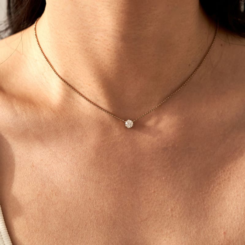 LECLAT 6P MOISSANITE NECKLACE WHITE/VERMEIL