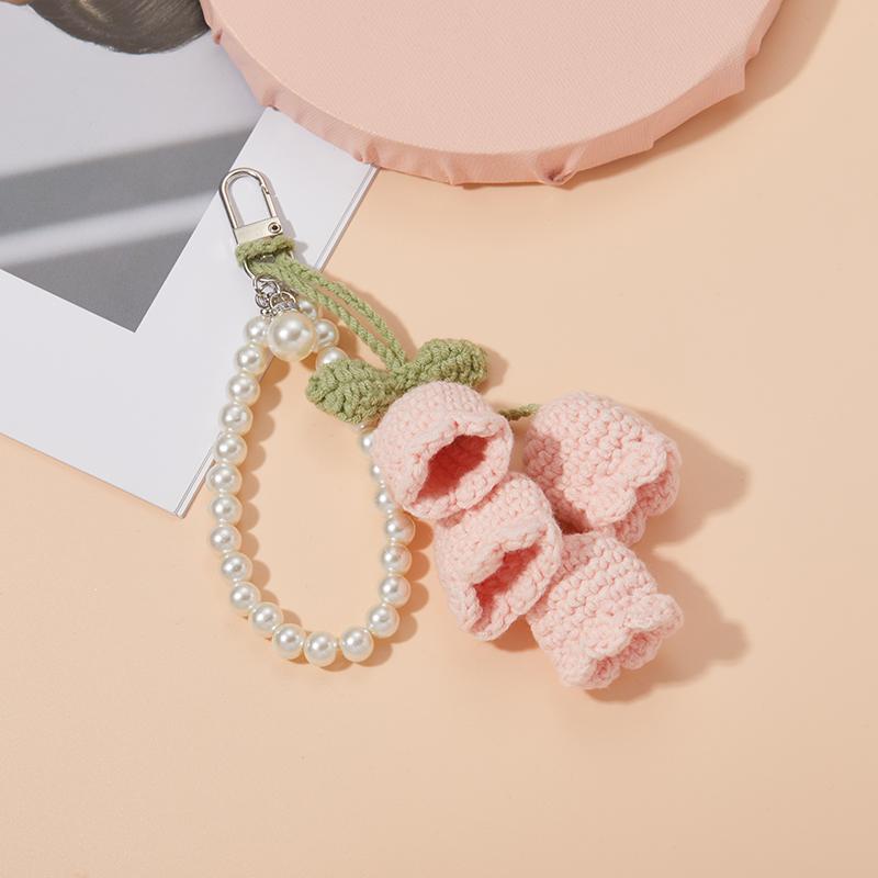 Fashion Handmade Flower Knitted Keyring Women Crocheted Wool Flower Leaf Bag Pendants Car Pendants Fresh Handbag Charms Gifts