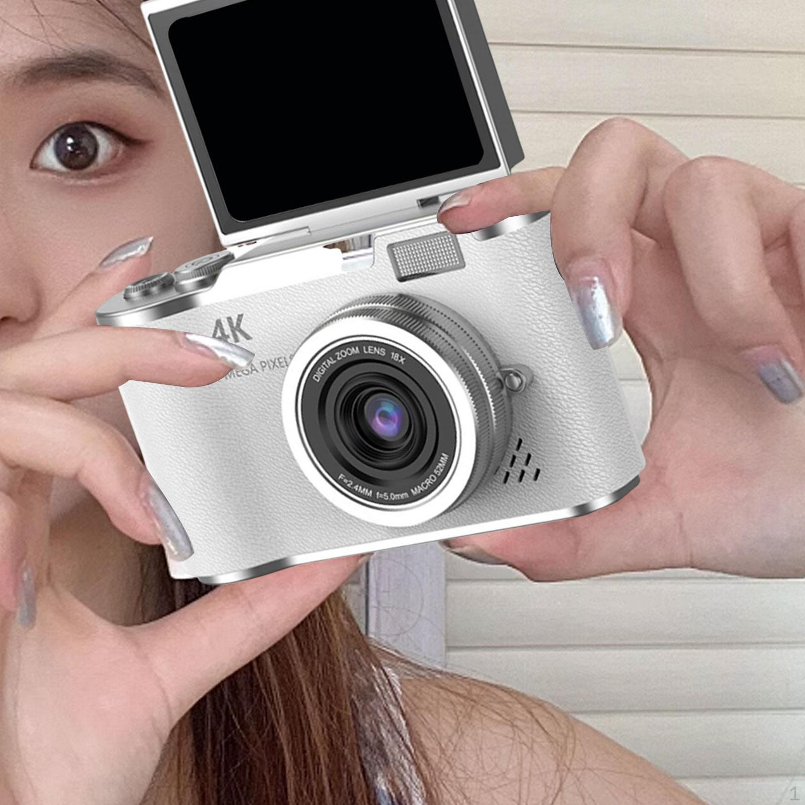 

4K Цифрова камера 180° Відкидний екран 2,4 дюйма 720P/1080P Компактна 8x Зум для білий