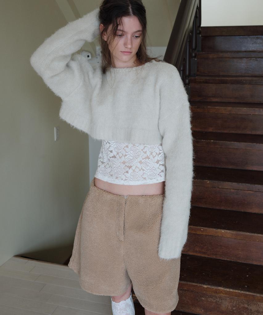 Obeodyupeulleeo Shearling Bermuda Pants_Beige