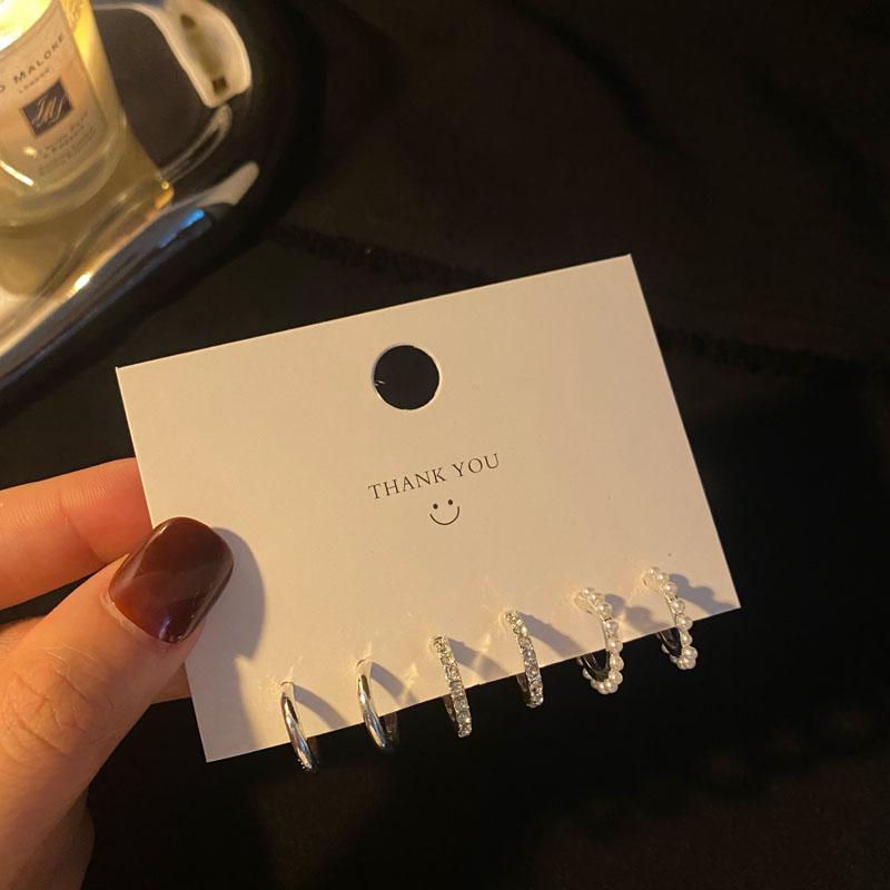 

New Korean Fashion Metal Love Heart Circle Drop Small Earrings for Women Trend Pendant Piercing Earrings Set Jewelry