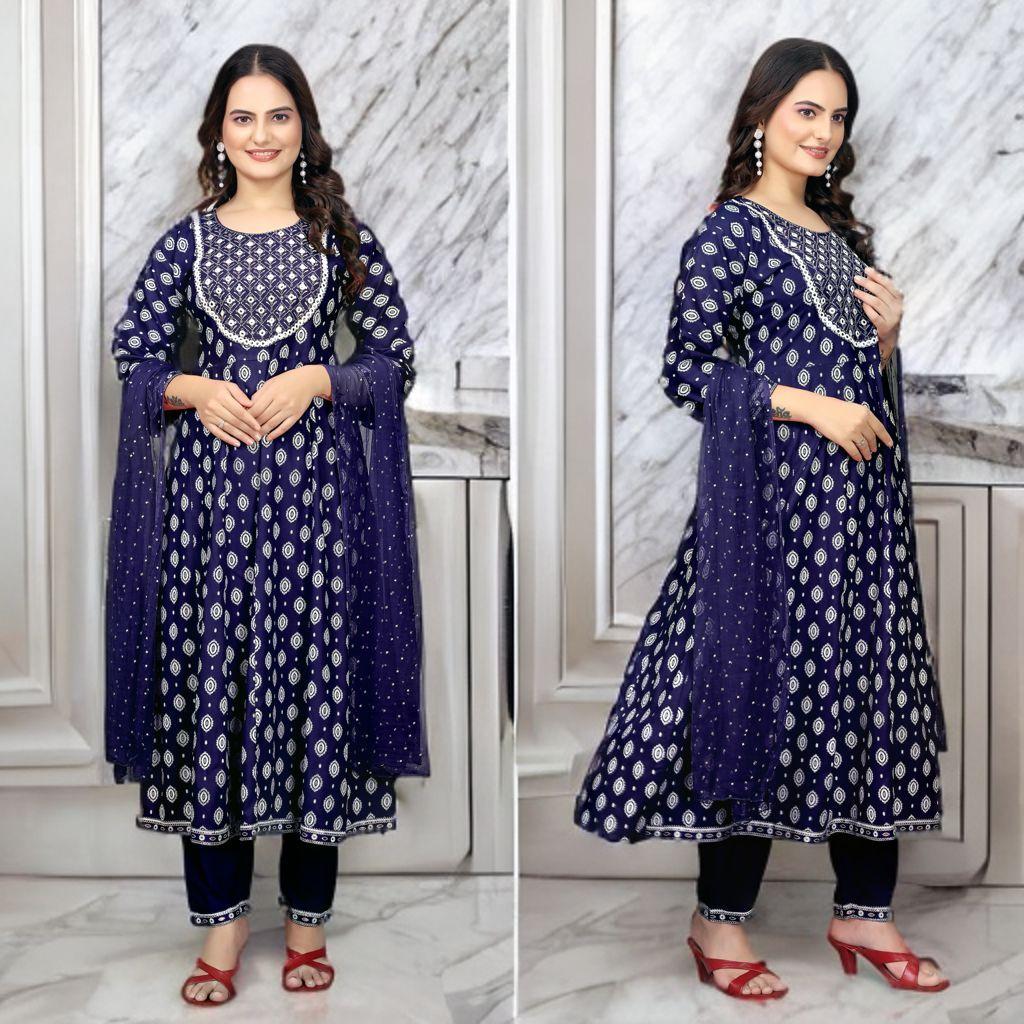 

* Район Анаркали Курти с брюками и шифоновой дупаттой*