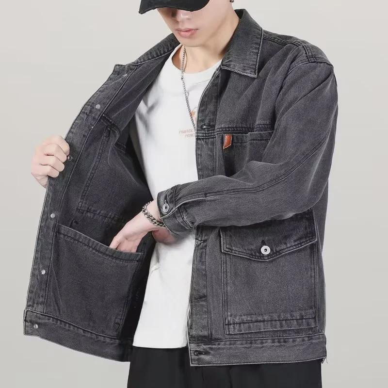 Herrjacka i retro denim med slag: Amerikansk High Street-mode, Vår/Höst-stil, Stilfull Arbetsklädesvibb